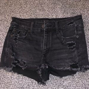 Black Mid-rise American Eagle jean shorts